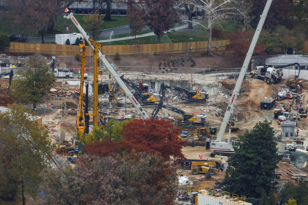 US Commission of Fine Arts Approves White House Ballroom Proposal