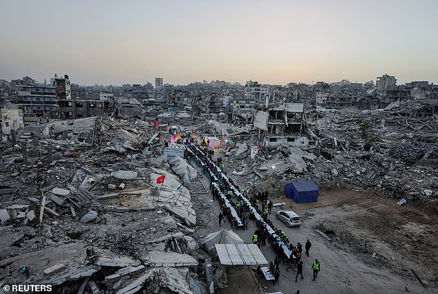 The military outpost, spread across arid stretch of flatlands in southern Gaza, will be guarded by 26 trailer-mounted armoured watch towers