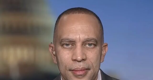 Hakeem Jeffries: Trump 'Doesn't Know What He's Doing Anymore'