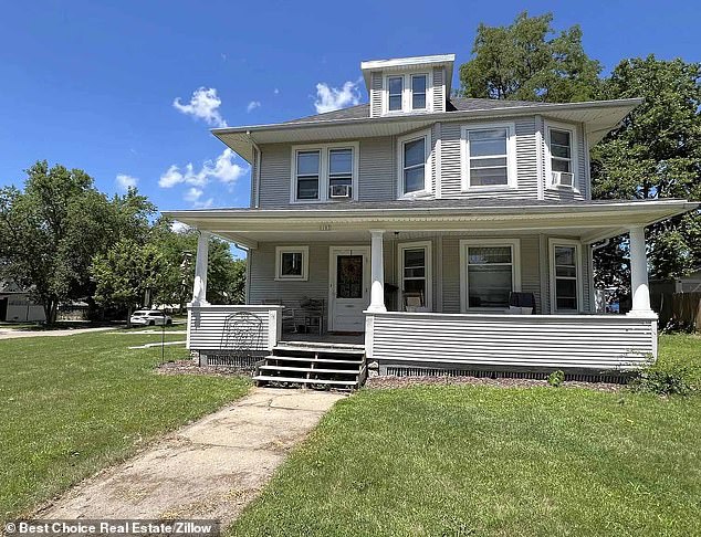 South Dakota has emerged as the movement's biggest winner, netting 11,000 new residents. This 4 bed 2 bath house in Pierre, South Dakota is on the market for $239,900