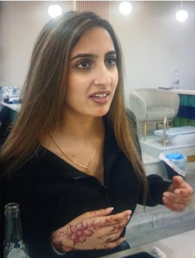 Urgent hunt for missing sisters, aged 10 and 16, who vanished from London on Friday