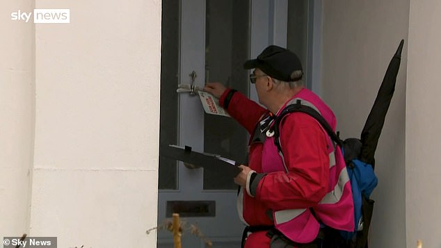 Activists, some of whom are veterans of the Palestinian Solidarity Campaign, systematically moved through the streets to spread anti-Israeli propaganda