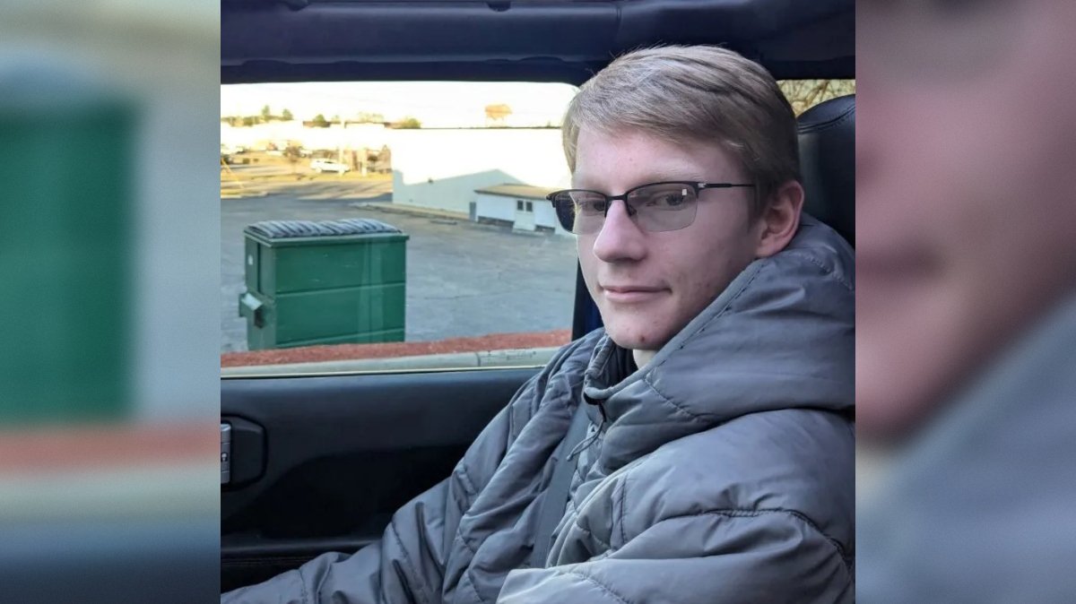 UPDATE: 21-Year-Old Mar-a-Lago Intruder Killed at Mar-a-Lago IDENTIFIED — Photo Released