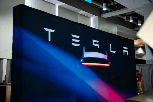 Tesla Avoids California Suspension By Dropping 'Self-Driving' Claims