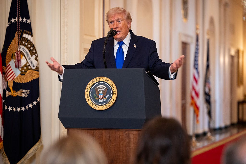 Trump Shreds Iran War Rift Story — And Sets The Record Straight