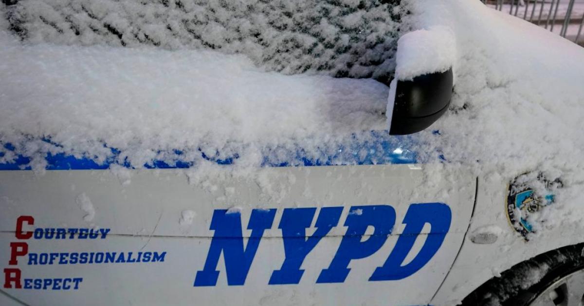 NYPD makes arrest in connection with crowd pelting officers with snow, ice balls amid blizzard