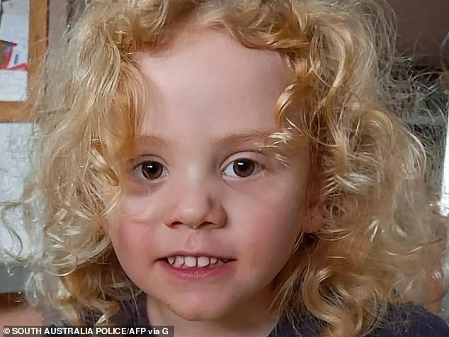 Until Tuesday, there had only been one image of Gus publicly released