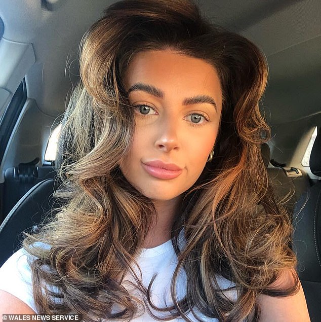 Pullen also had phone sex with prison guard Ruth Shmylo, 26 - she was sacked from her role but was cleared of any criminality