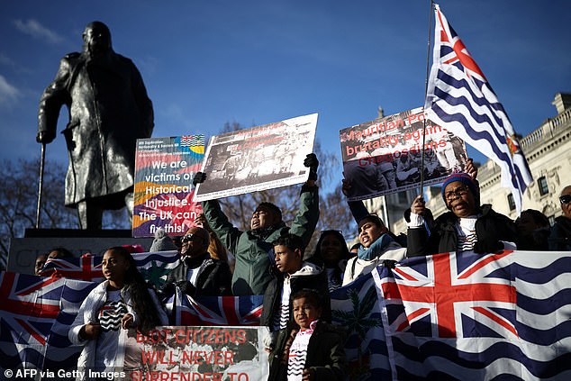Starmer's Chagos Islands surrender deal faces threat of legal challenge from the Maldives