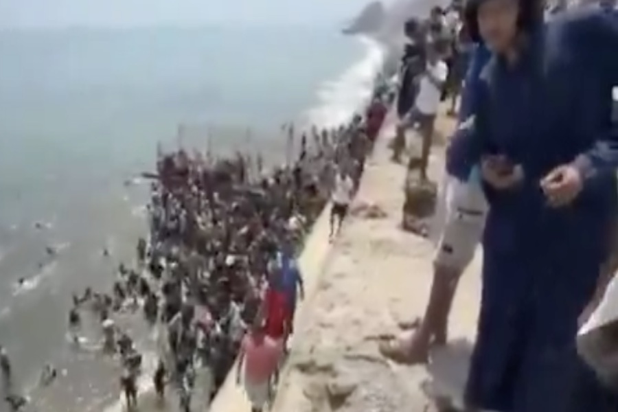 African Migrants Storm Second Spanish City, Set Fires