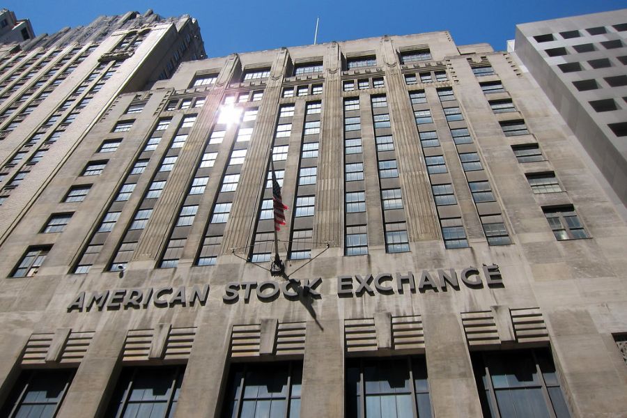 Stocks Hit Record Highs Amid Reports Of Talks Between US And Iran