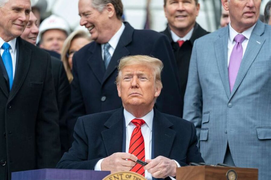 JUST IN: Trump Signs Sweeping Executive Orders Targeting Birthright Citizenship, ‘Birth Tourism’