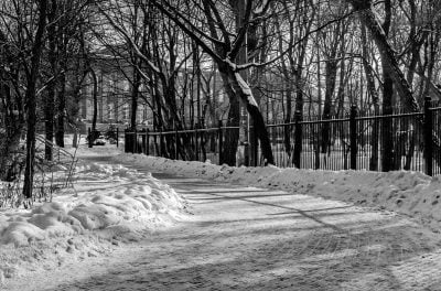 Ukraine Faces Toughest Winter Since 2022 and Fails to Thwart Russian Attacks