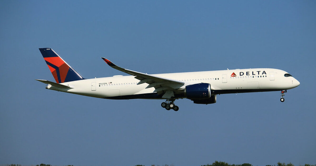 VIRAL VIDEO: Delta Passenger Hurls N-Word as He’s Removed from Flight – “Can You Believe These Motherf*ckers? Look at These N*ggas!”