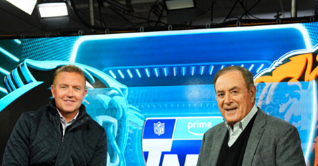 Al Michaels Calls Phantom Fumble on Thursday Night Football: 'The Ball Comers Out!'