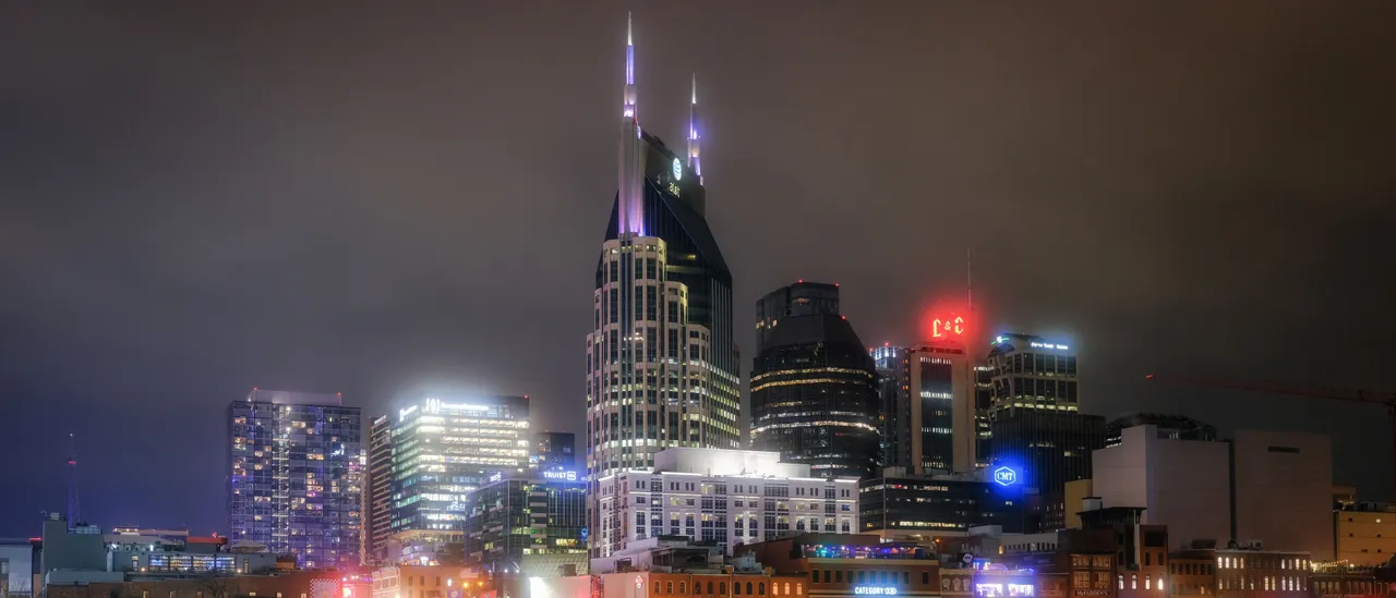 Middle Class Gets Kicked To Curb As Elites Flock To Nashville