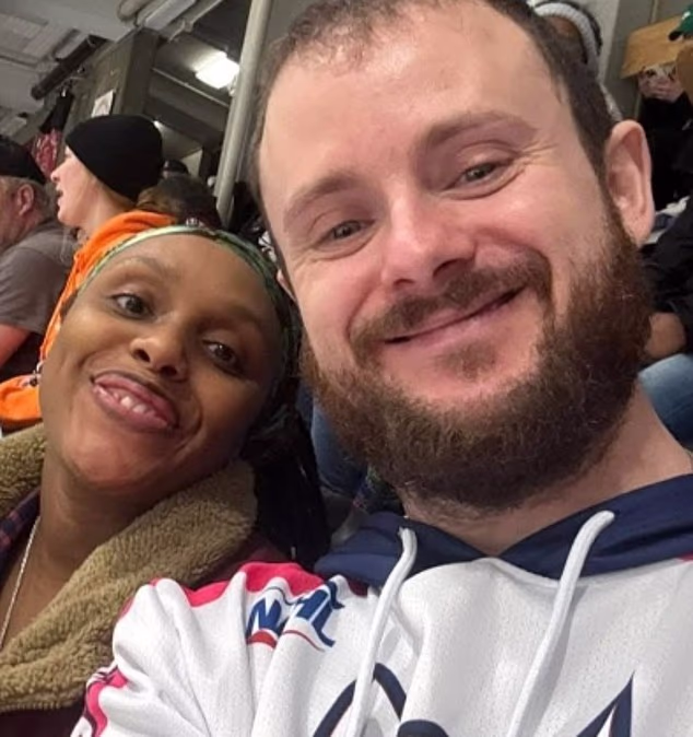 Shery Elterman-Hart, David's sister, told the outlet the couple (pictured) had just celebrated their 10-year anniversary before tragedy struck. Source: Facebook/David Hart